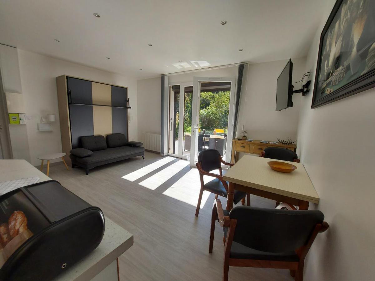 Centre St Jorioz : Charmant Et Spacieux Studio Avec Terrasse Et Jardin Privatif Saint-Jorioz Eksteriør billede